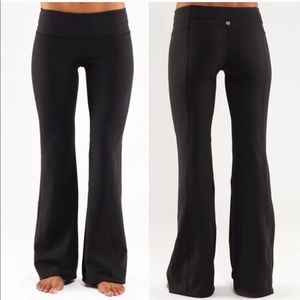 Lululemon yoga pants